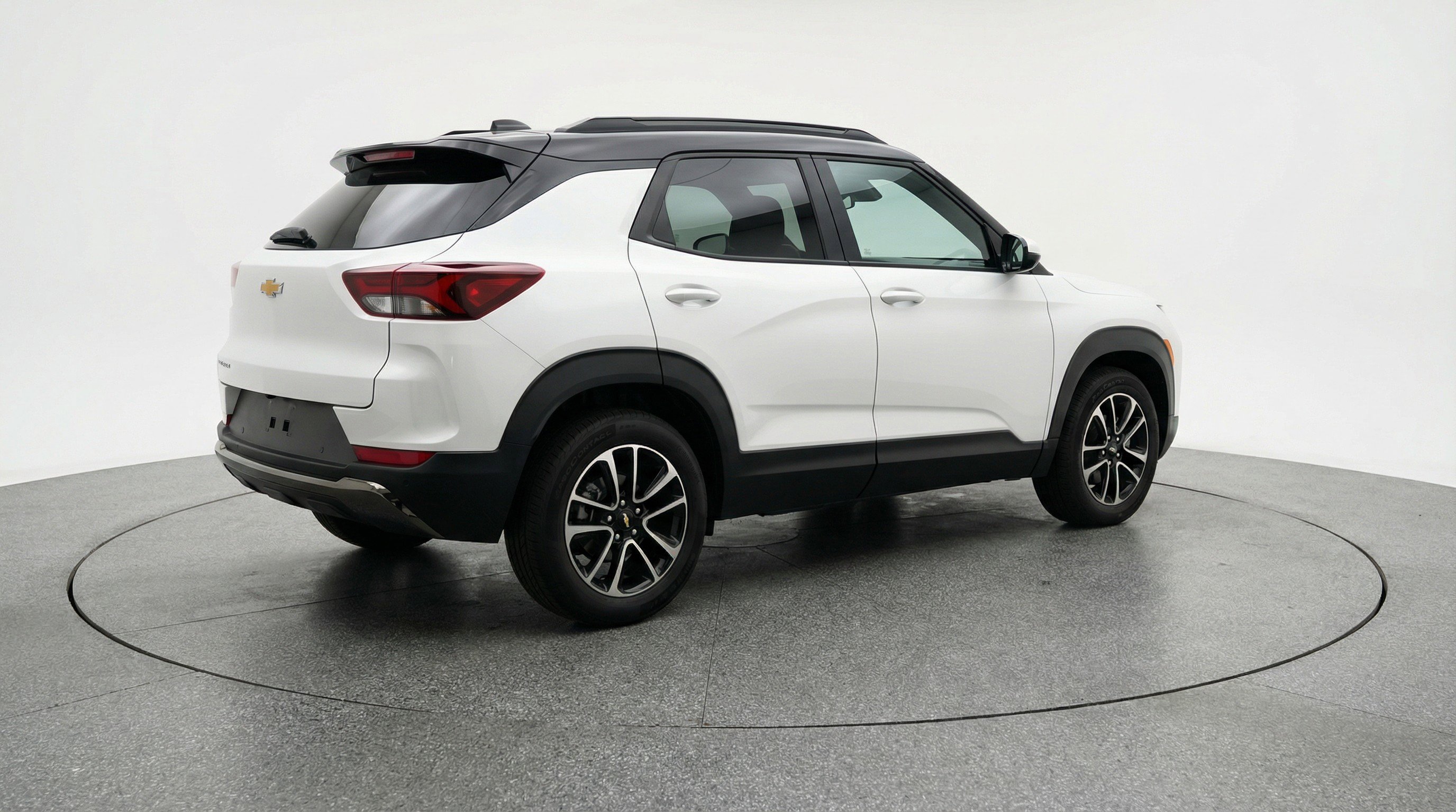 Used 2025 Chevrolet TrailBlazer LT image 9