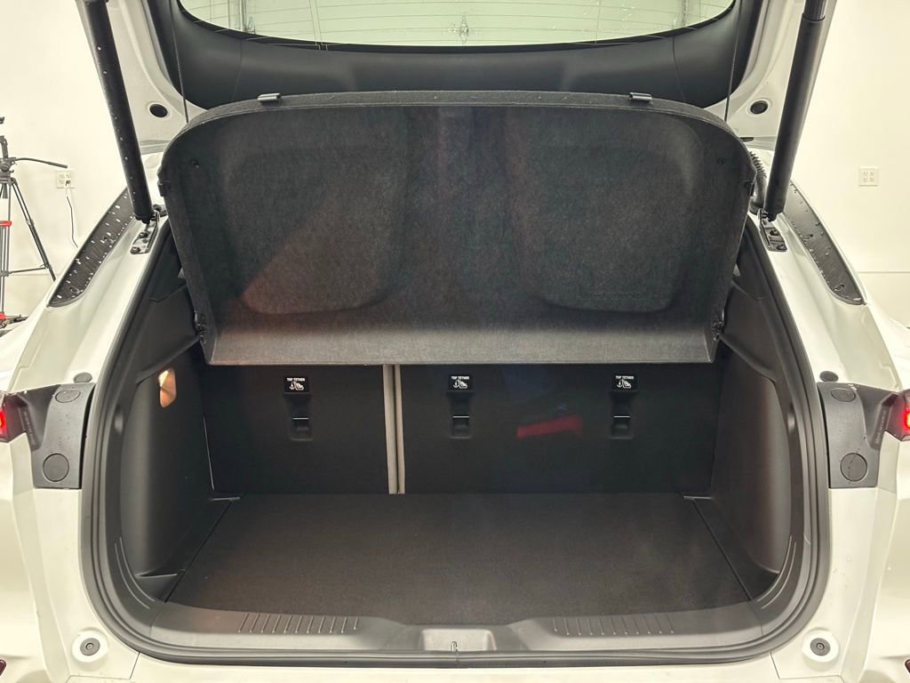 New 2026 Buick Envista Avenir image 9