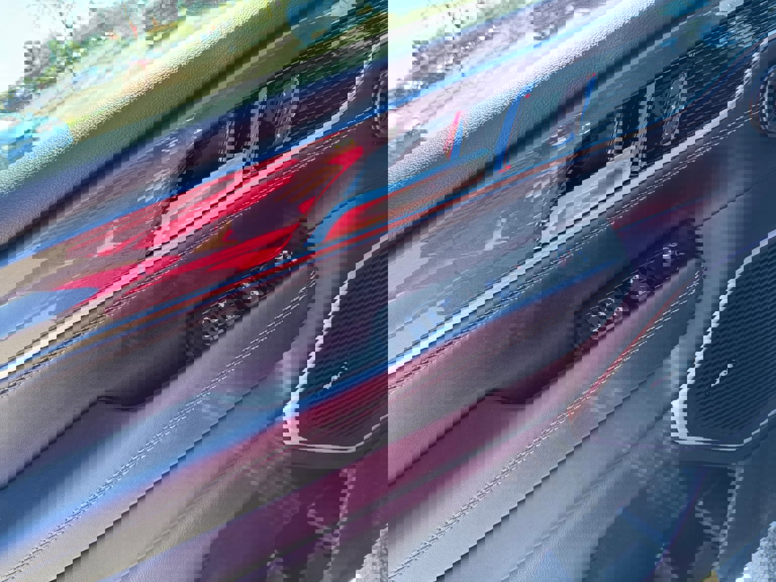 Used 2023 Jeep Wagoneer 4WD image 11