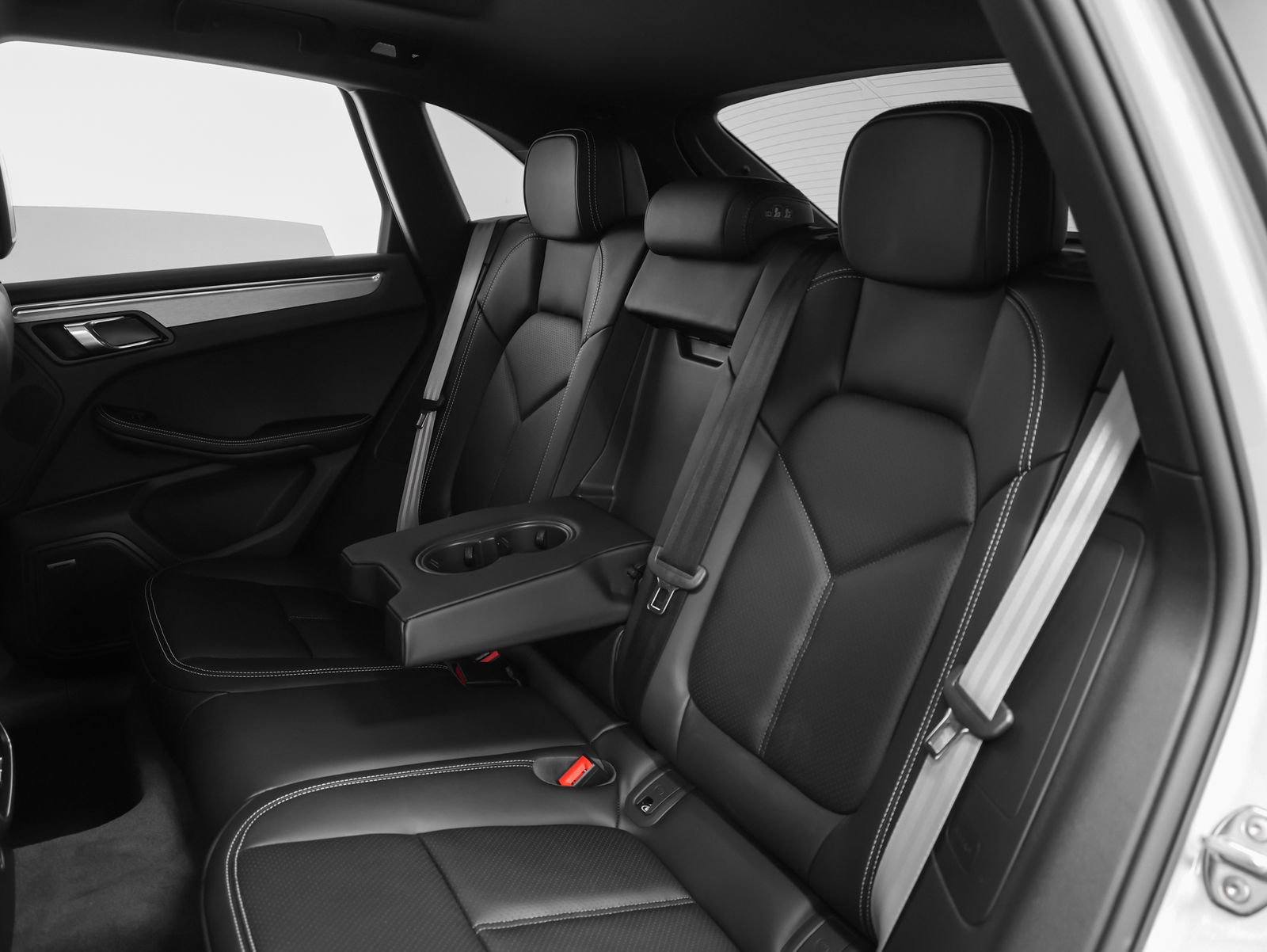 New 2026 Porsche Macan S AWD/4WD image 48