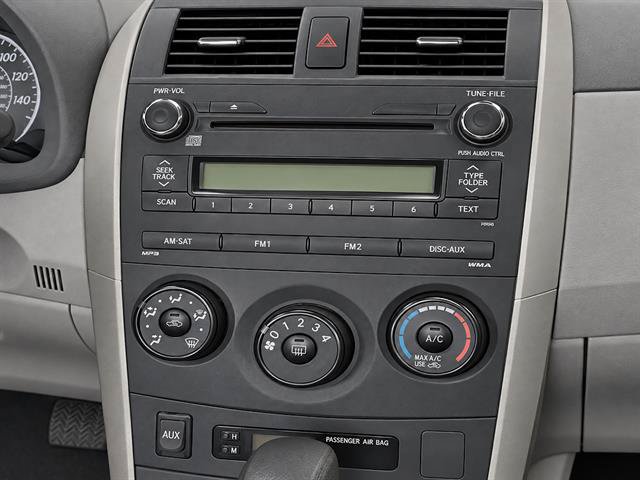 Used 2010 Toyota Corolla LE FWD image 26