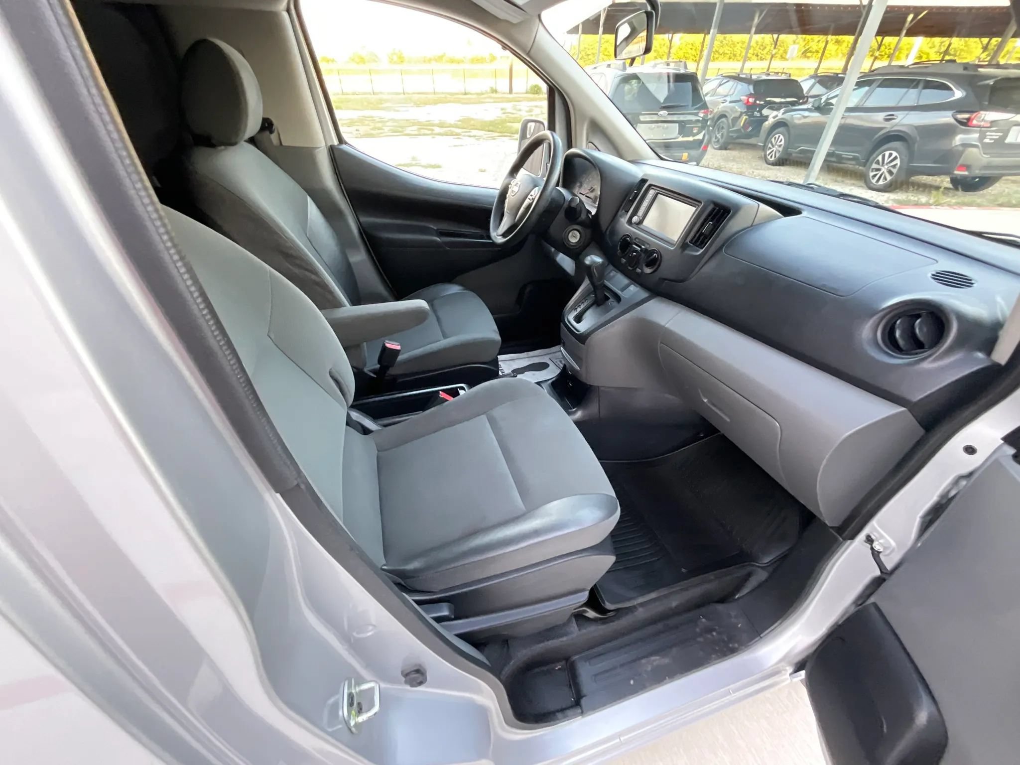 Used 2020 Nissan NV200 SV FWD image 22