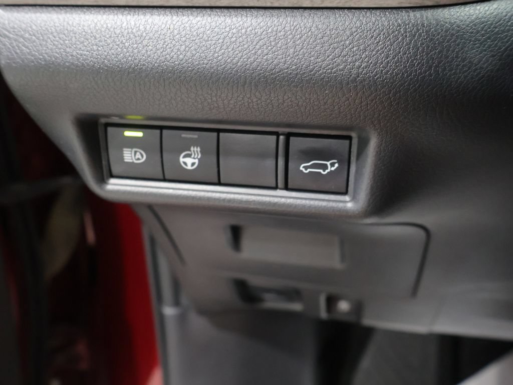 Used 2024 Toyota Grand Highlander AWD image 33