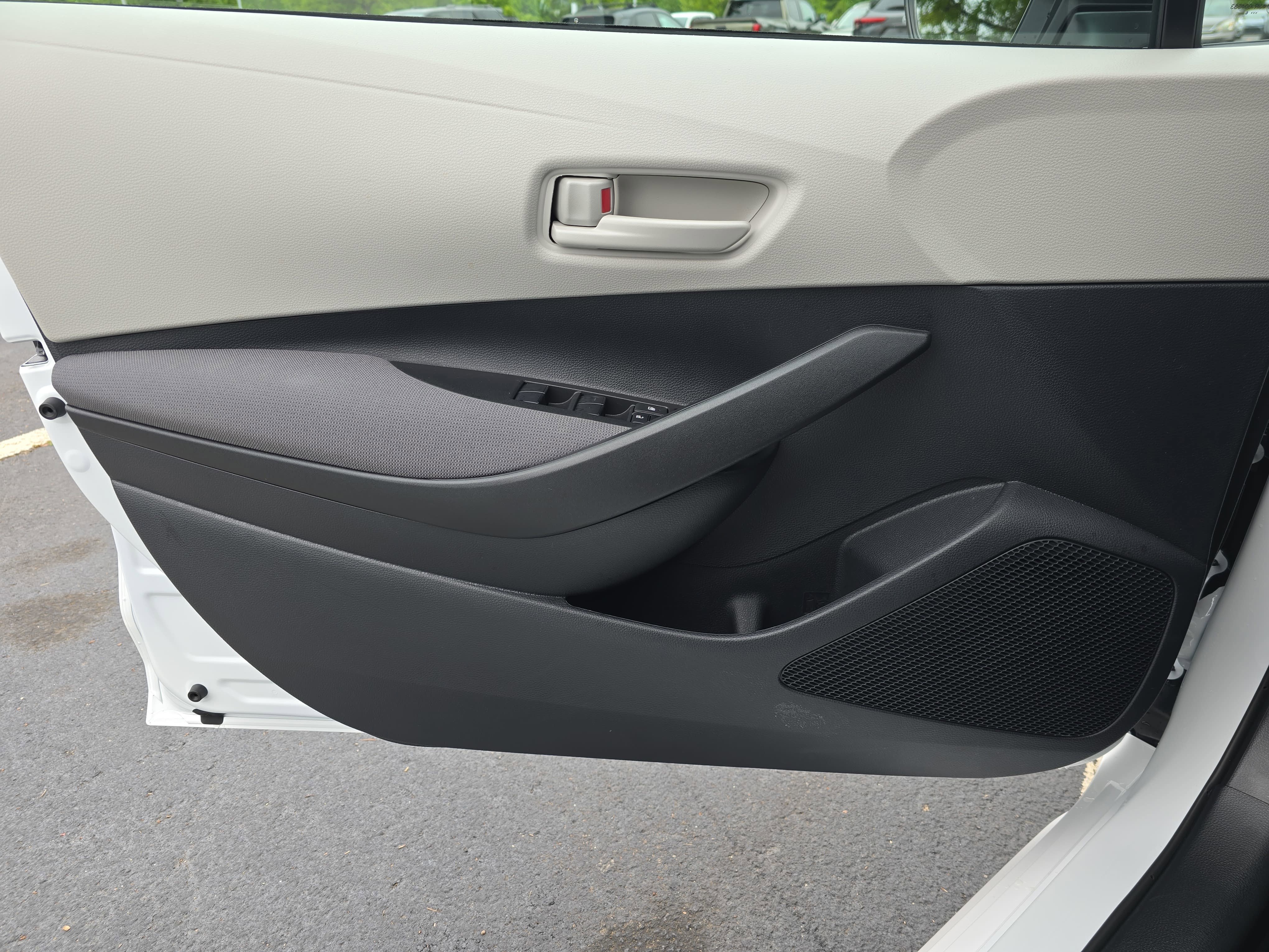 New 2026 Toyota Corolla LE FWD image 23
