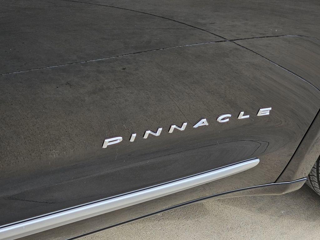 New 2026 Chrysler Pacifica Pinnacle FWD image 7