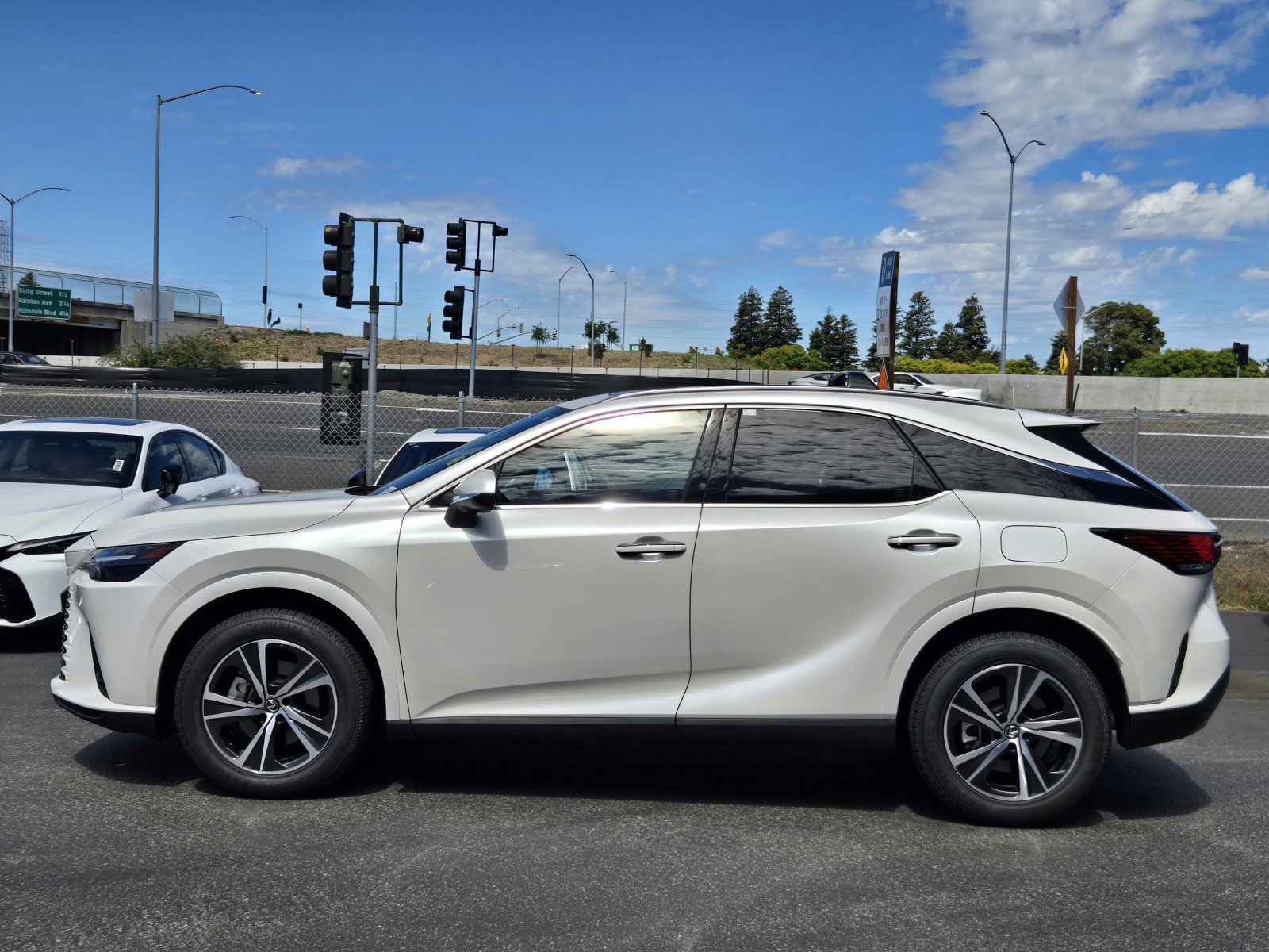 Certified 2023 Lexus RX 350 Premium w/ Accessory Package (Z1) FWD image 7