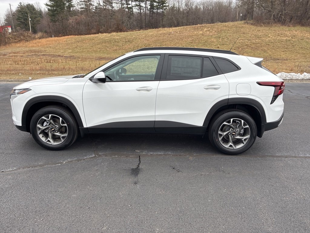 New 2026 Chevrolet Trax LT w/ Driver Confidence Package image 4
