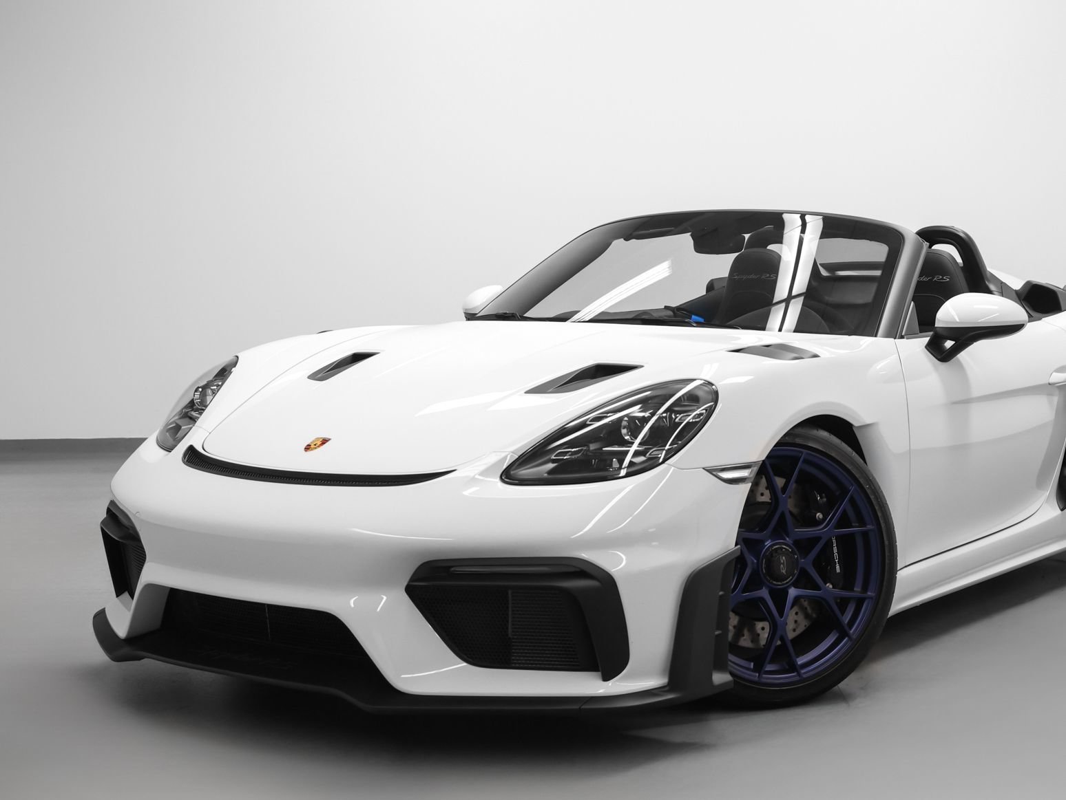 Certified 2025 Porsche 718 Boxster Spyder RS w/ Light Design Package RWD image 7