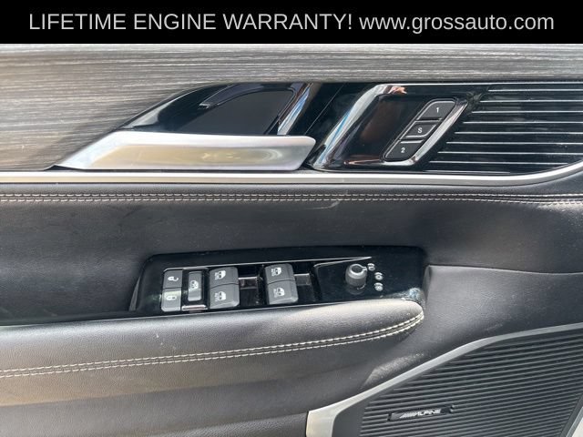 Used 2024 Jeep Wagoneer Series III AWD/4WD image 11