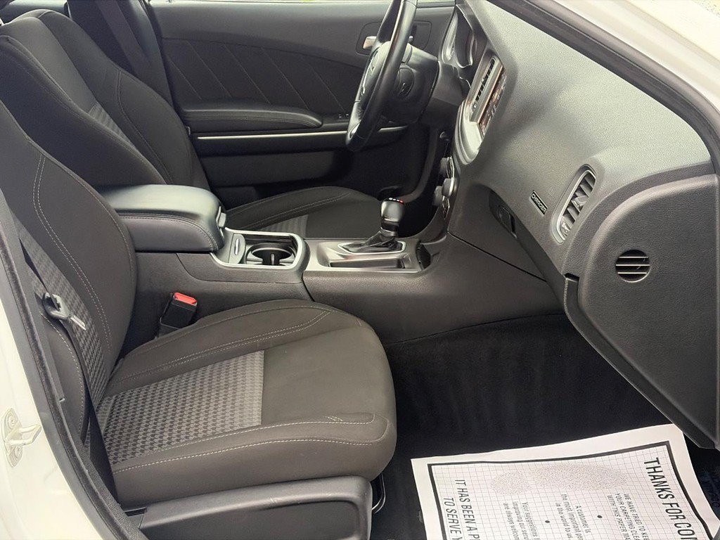 Used 2023 Dodge Charger SXT RWD image 18