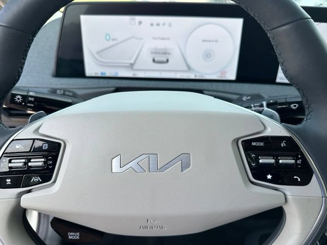 Used 2024 Kia EV6 Wind w/ Wind Technology Package AWD/4WD image 32
