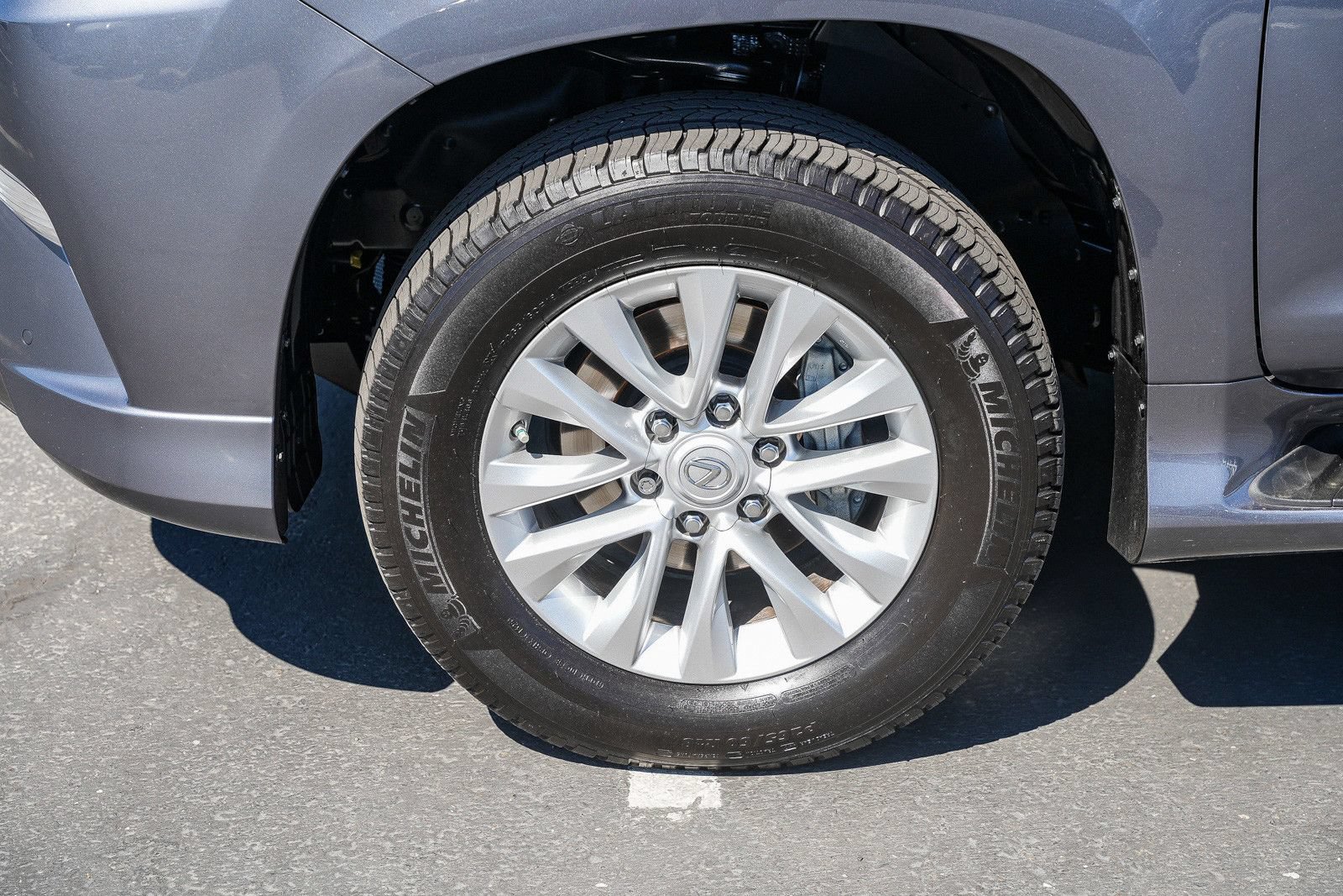 Used 2023 Lexus GX 460 Premium w/ Premium Plus Package AWD/4WD image 9