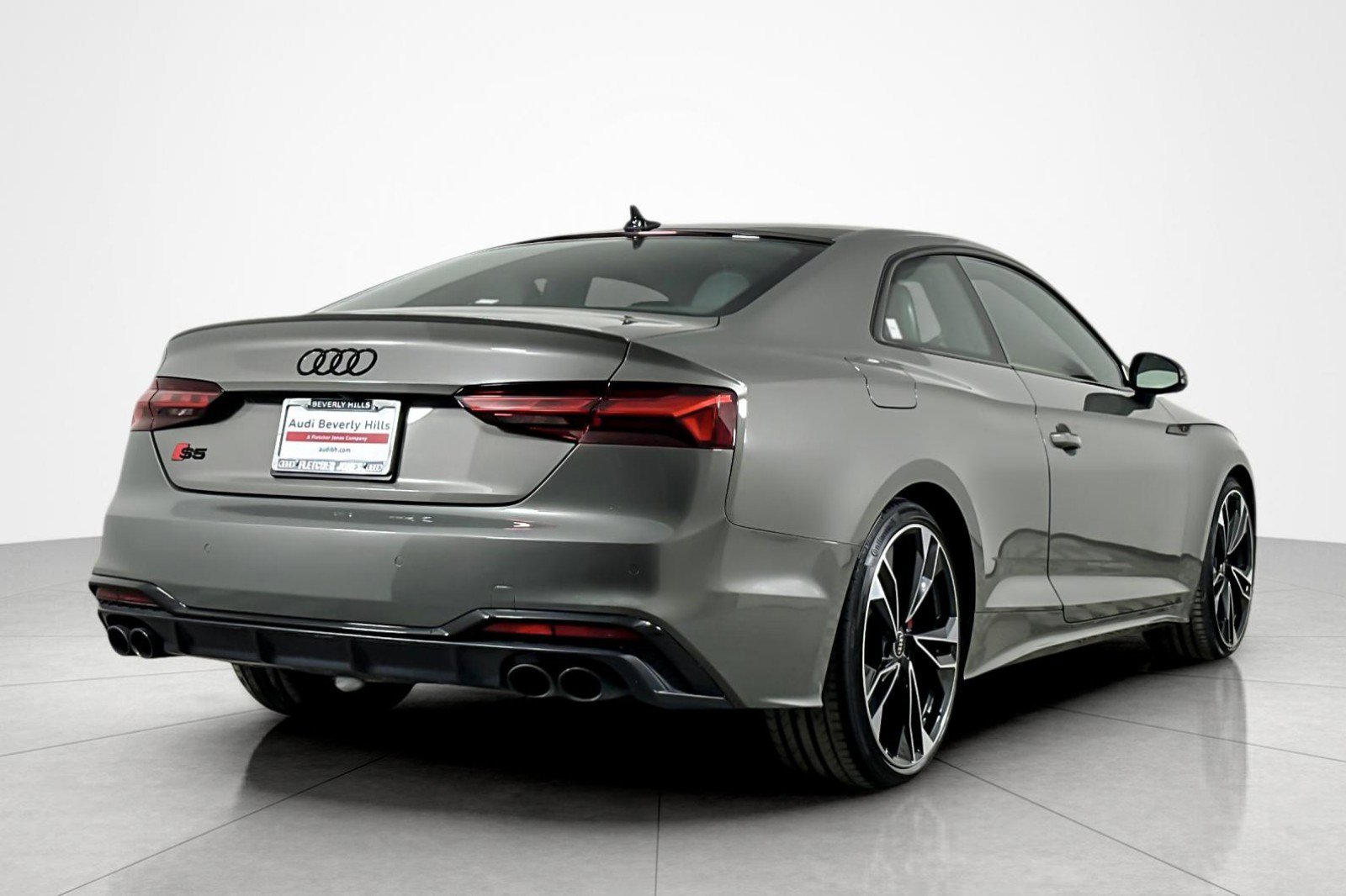 Used 2023 Audi S5 Premium Plus w/ Premium Plus image 5