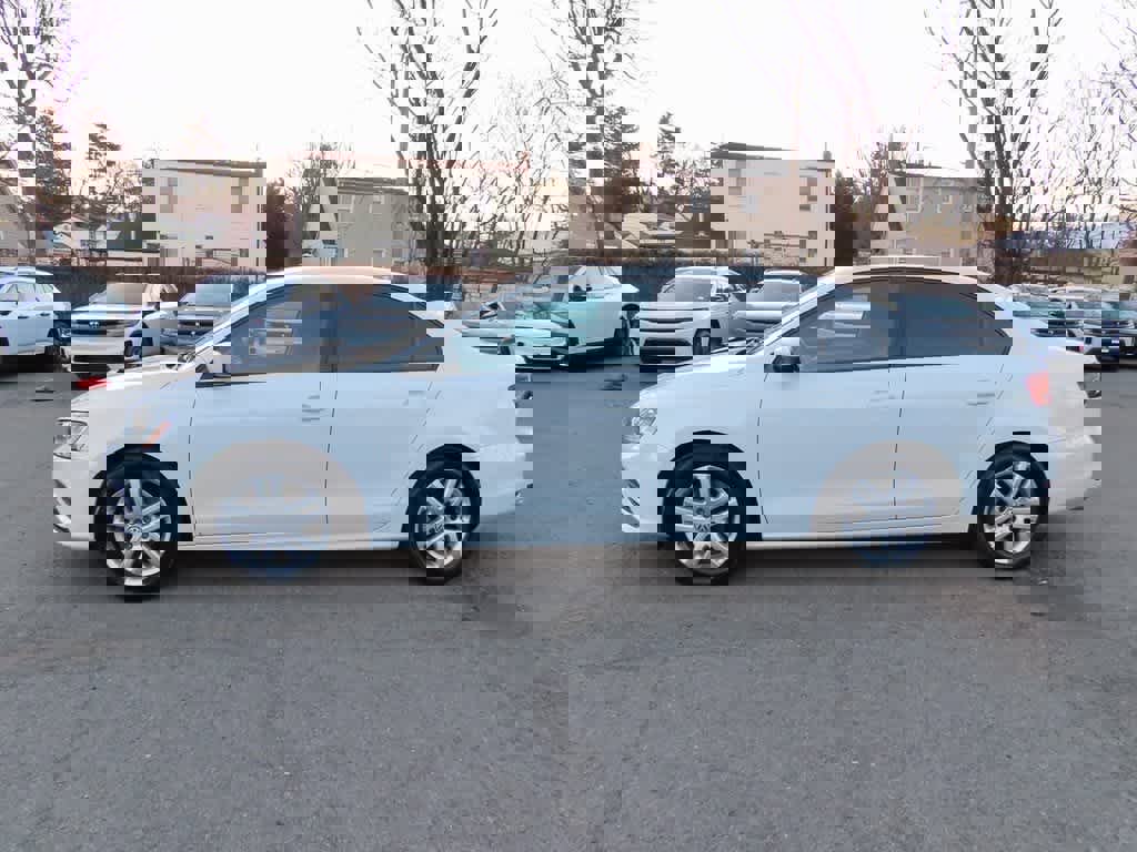 Used 2018 Volkswagen Jetta S w/ Cold Weather Package image 3