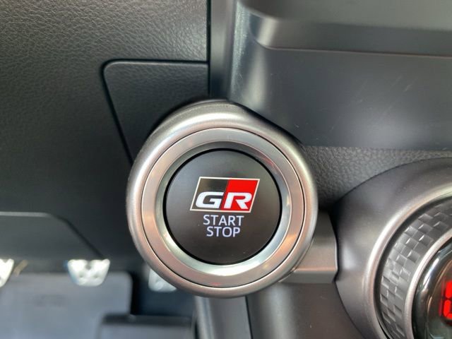 New 2025 Toyota GR86 Premium RWD image 5