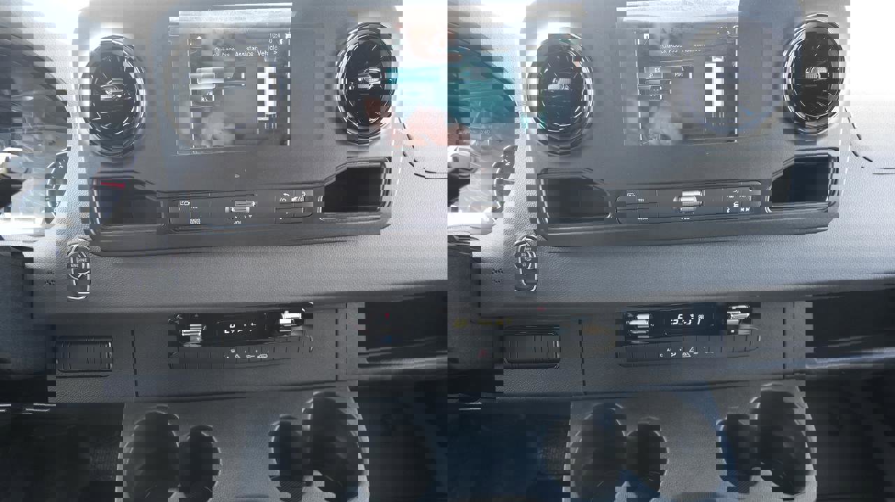 Used 2024 Mercedes-Benz Sprinter 144 Cargo image 12