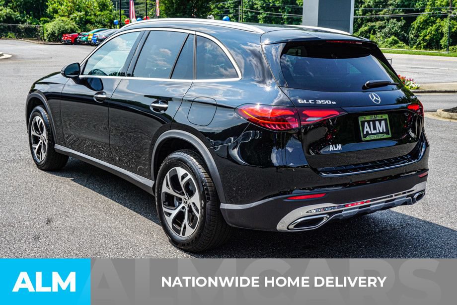 Used 2026 Mercedes-Benz GLC 350e 4MATIC image 4