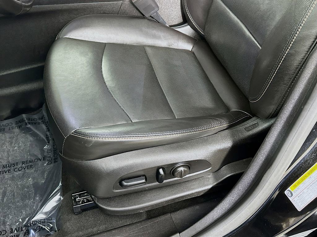 Used 2018 Chevrolet Equinox Premier AWD/4WD image 27