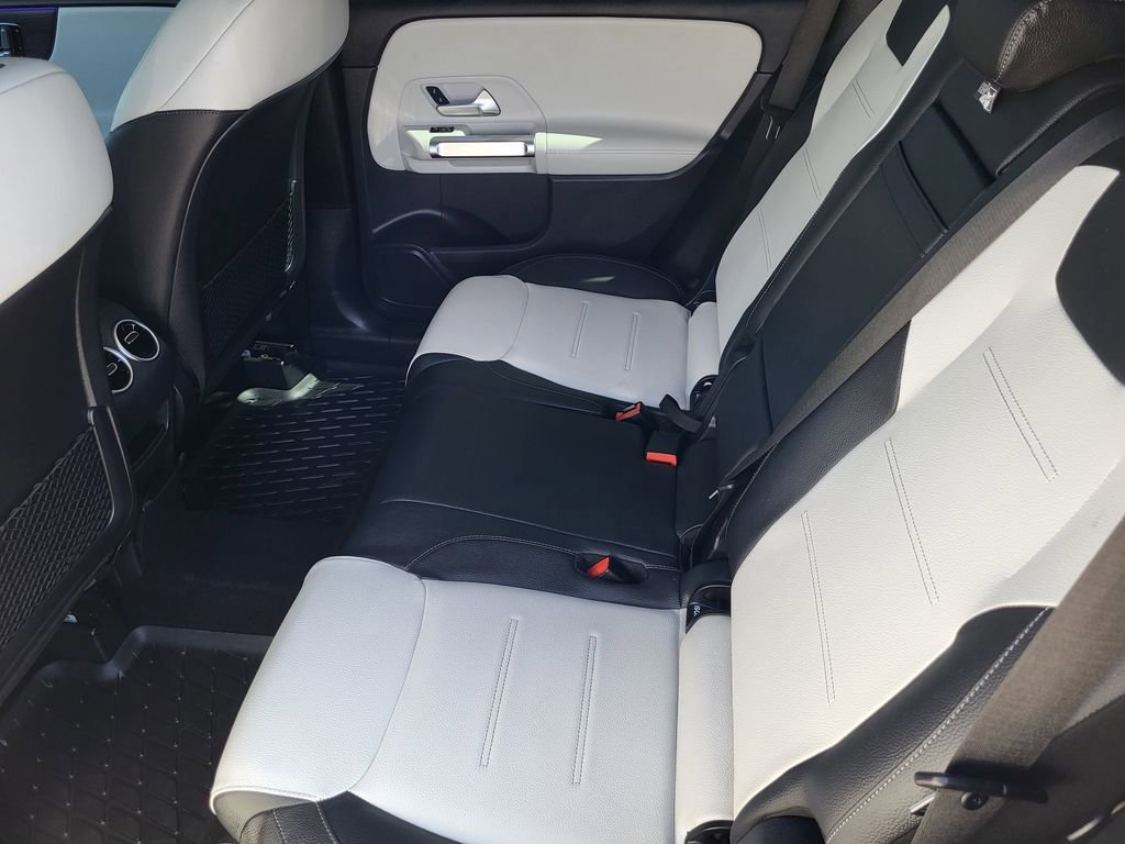 Used 2023 Mercedes-Benz GLB 250 4MATIC image 21