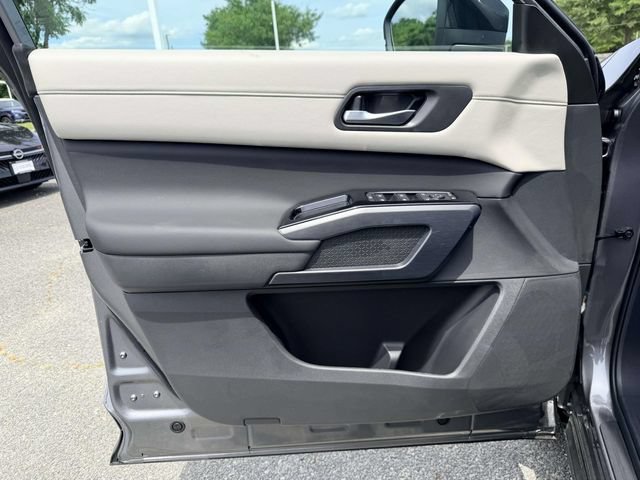 New 2026 Nissan Pathfinder SL AWD/4WD image 14