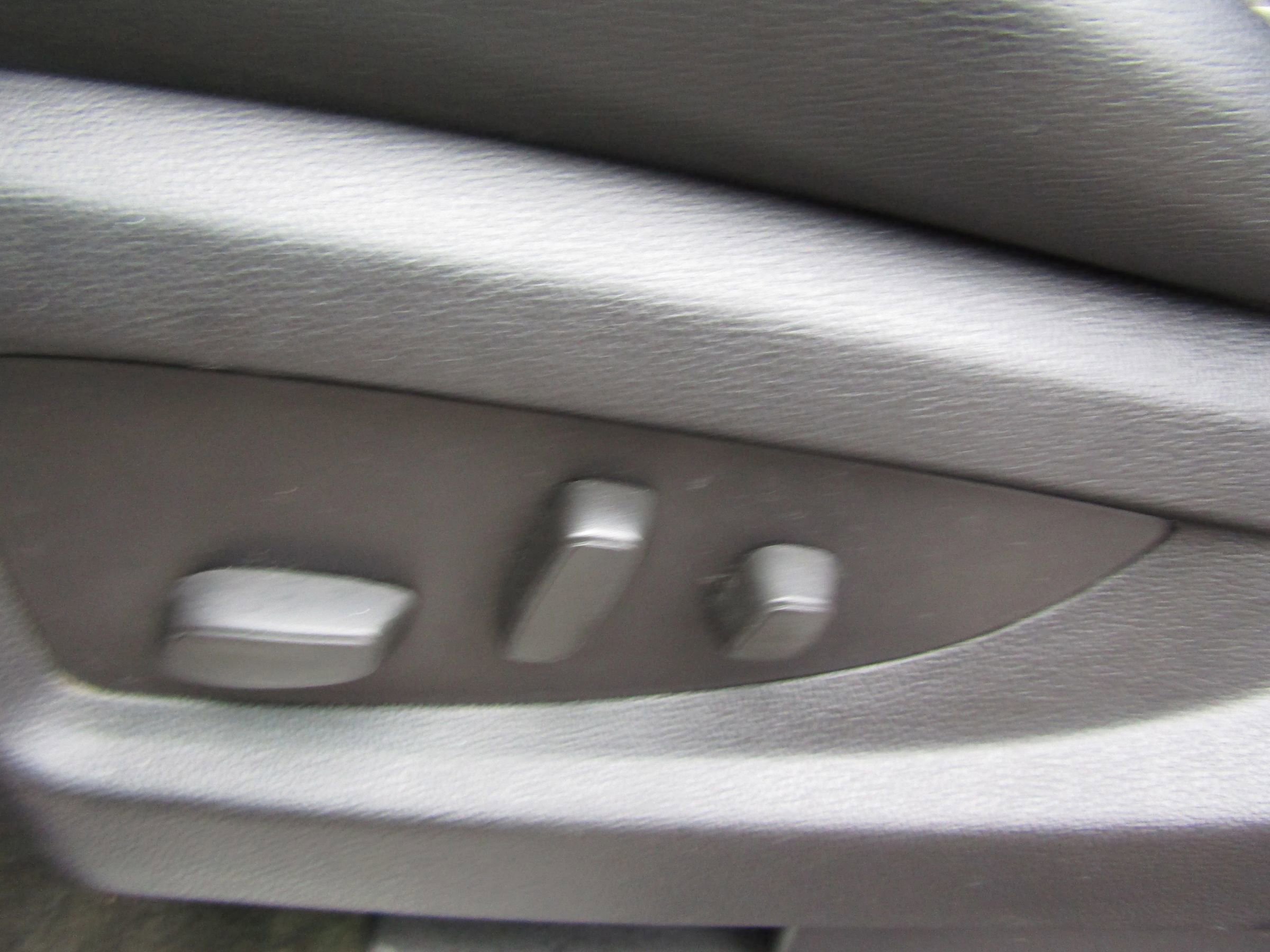 Used 2016 Chevrolet Tahoe LT image 31