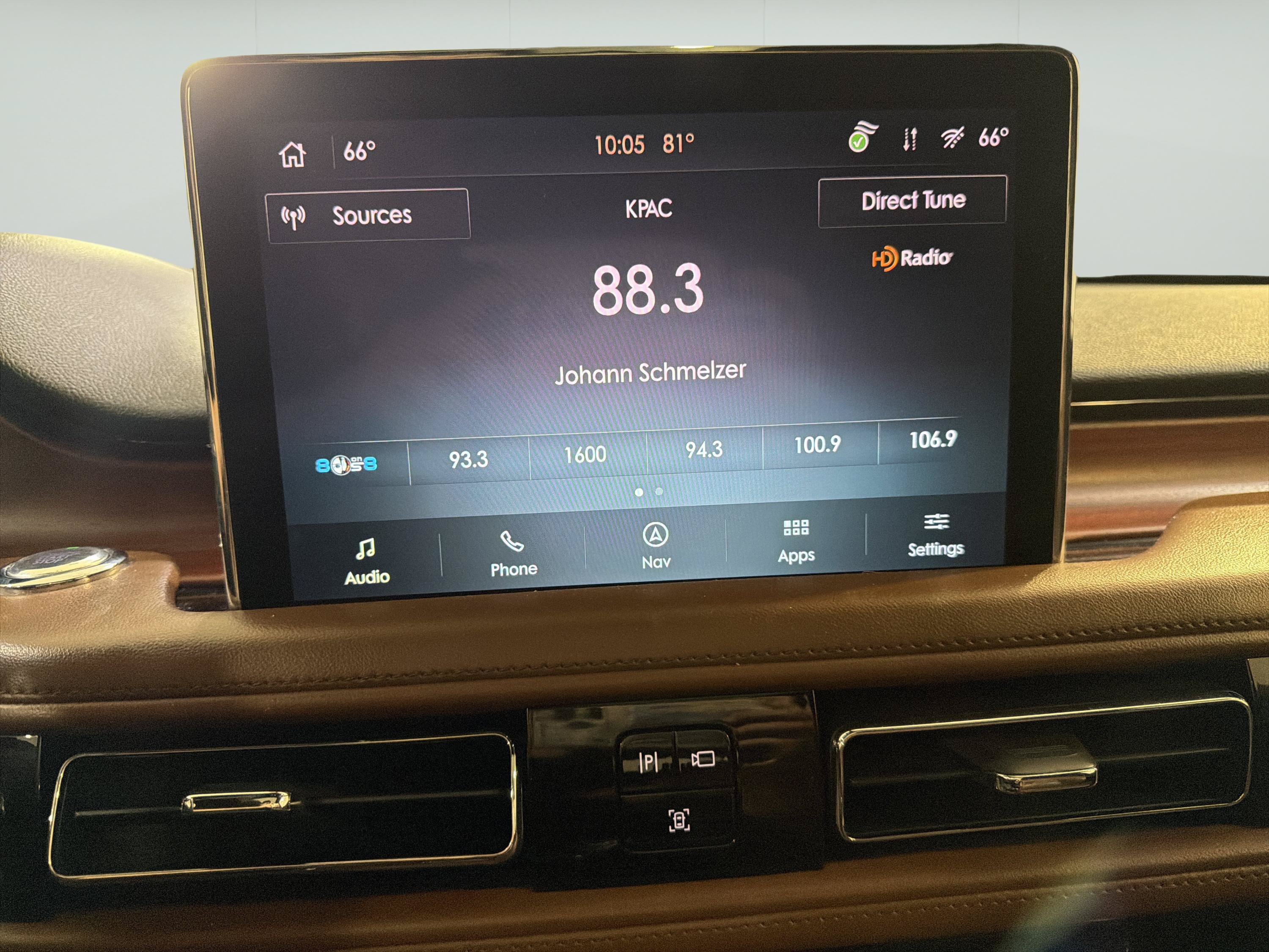 Used 2021 Lincoln Aviator Reserve w/ Equipment Group 201A RWD image 16
