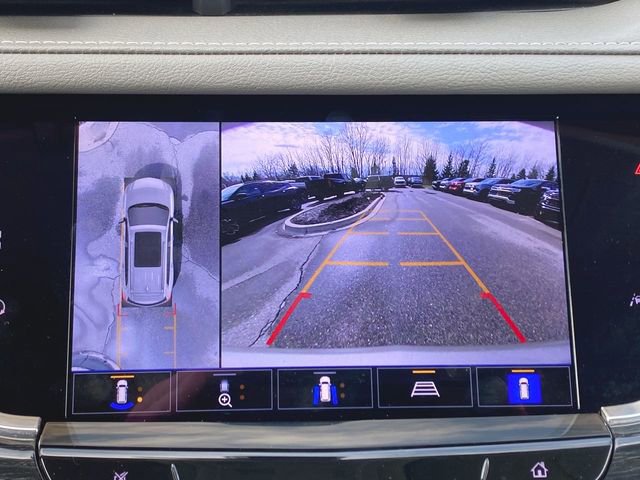 Used 2022 Cadillac XT6 Premium Luxury w/ Technology Package FWD image 15