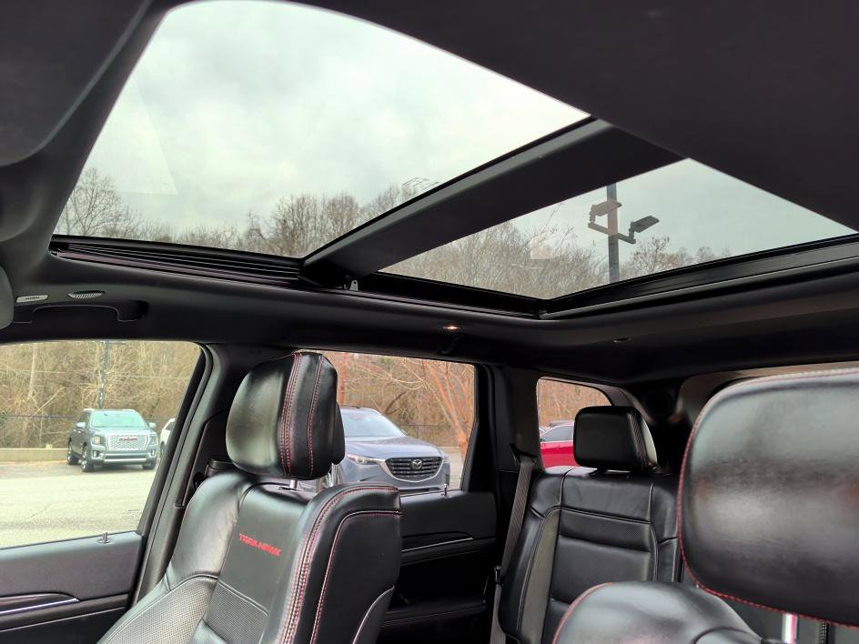 Used 2018 Jeep Grand Cherokee Trailhawk w/ Trailhawk Luxury Group image 27