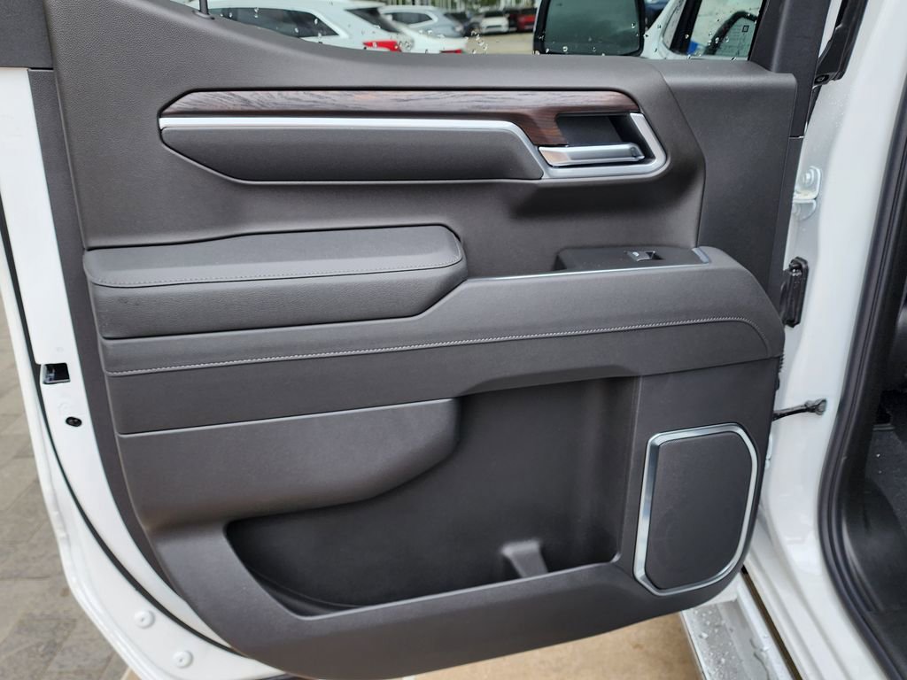New 2026 GMC Sierra 1500 SLT w/ SLT Premium Plus Package image 40