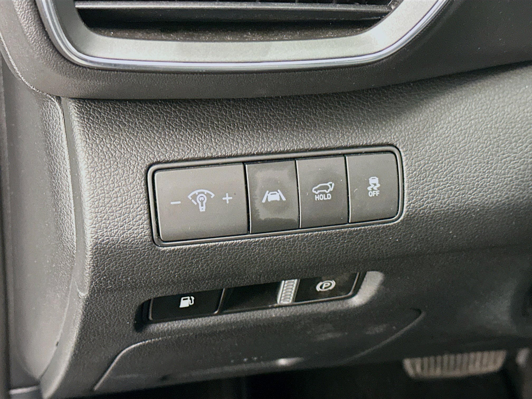 Used 2023 Hyundai Santa Fe SEL Convenience image 17