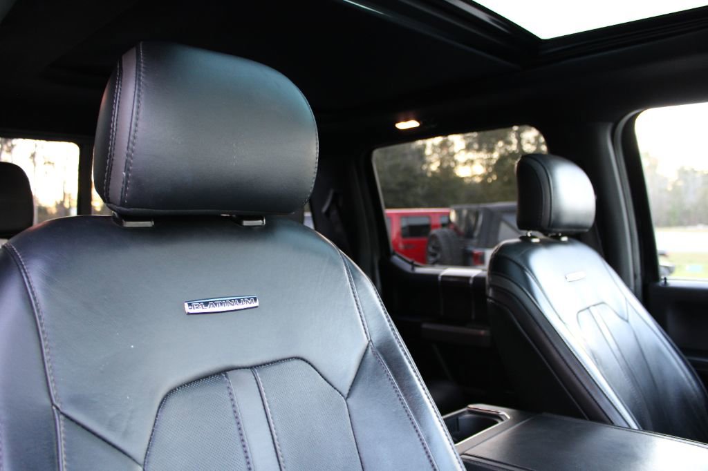 Used 2017 Ford F150 Platinum w/ Equipment Group 701A Luxury image 15