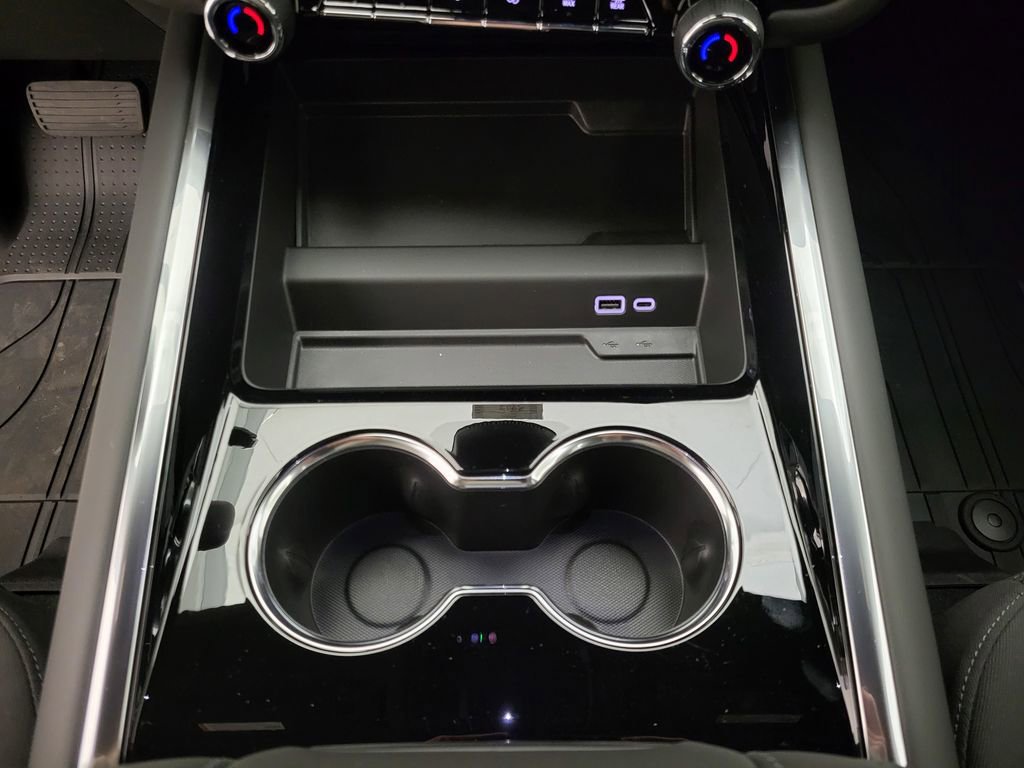 New 2026 Chevrolet Suburban LS image 29