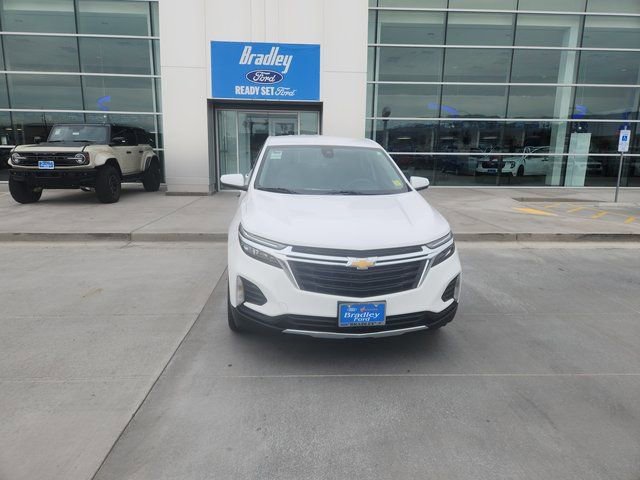 Used 2022 Chevrolet Equinox LT AWD/4WD image 2