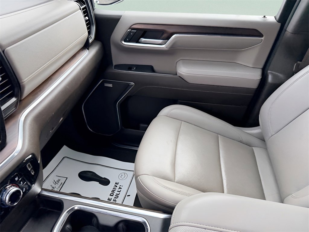 Used 2023 GMC Sierra 1500 SLT w/ SLT Premium Package image 31