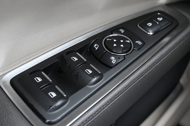 Used 2017 Lincoln Continental Reserve w/ Technology Package image 41