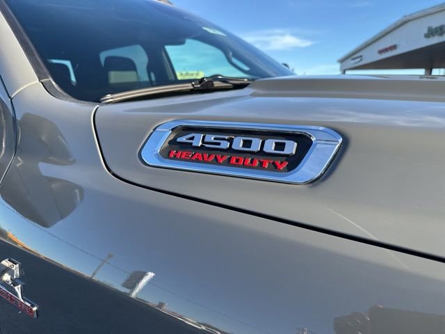 New 2026 RAM 4500 4x4 Crew Cab DRW image 8