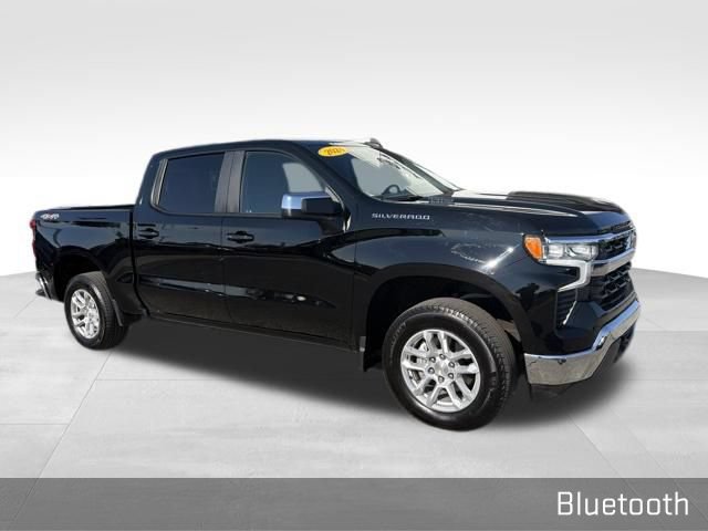 Used 2024 Chevrolet Silverado 1500 LT AWD/4WD image 2