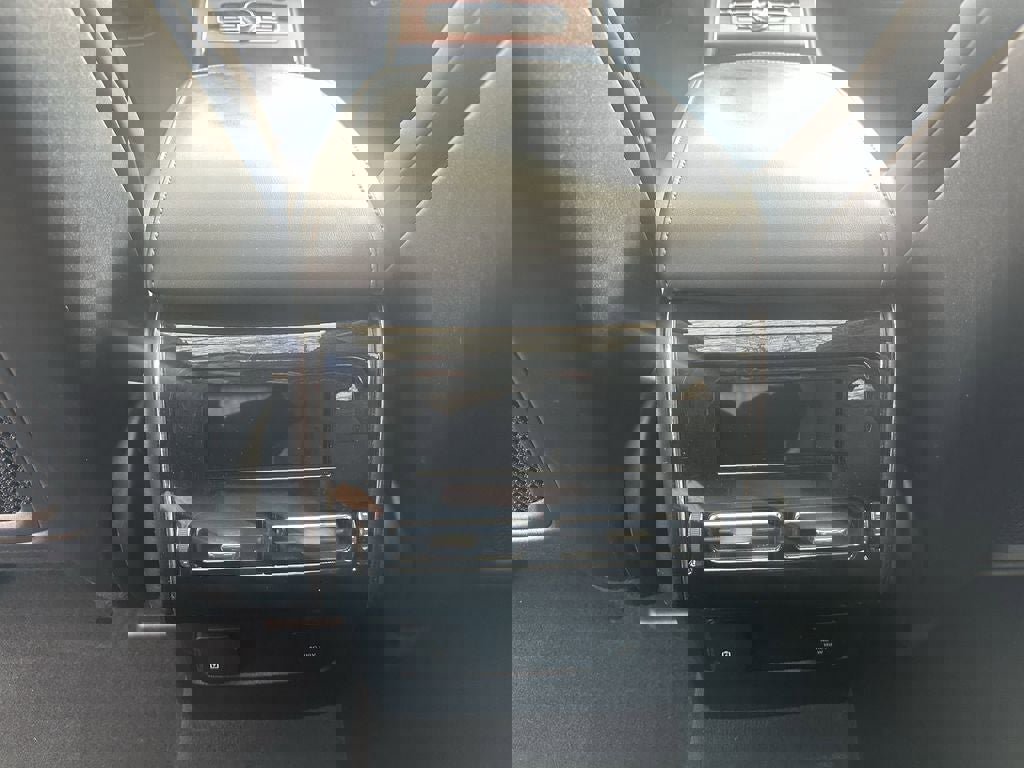 Used 2023 Lincoln Aviator Reserve w/ Equipment Group 201A image 11