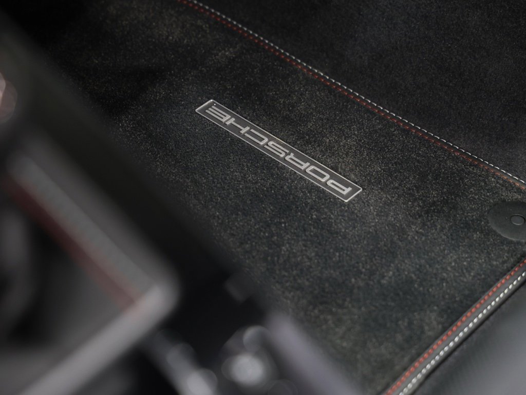 Used 2023 Porsche 911 Carrera GTS w/ Premium Package image 39