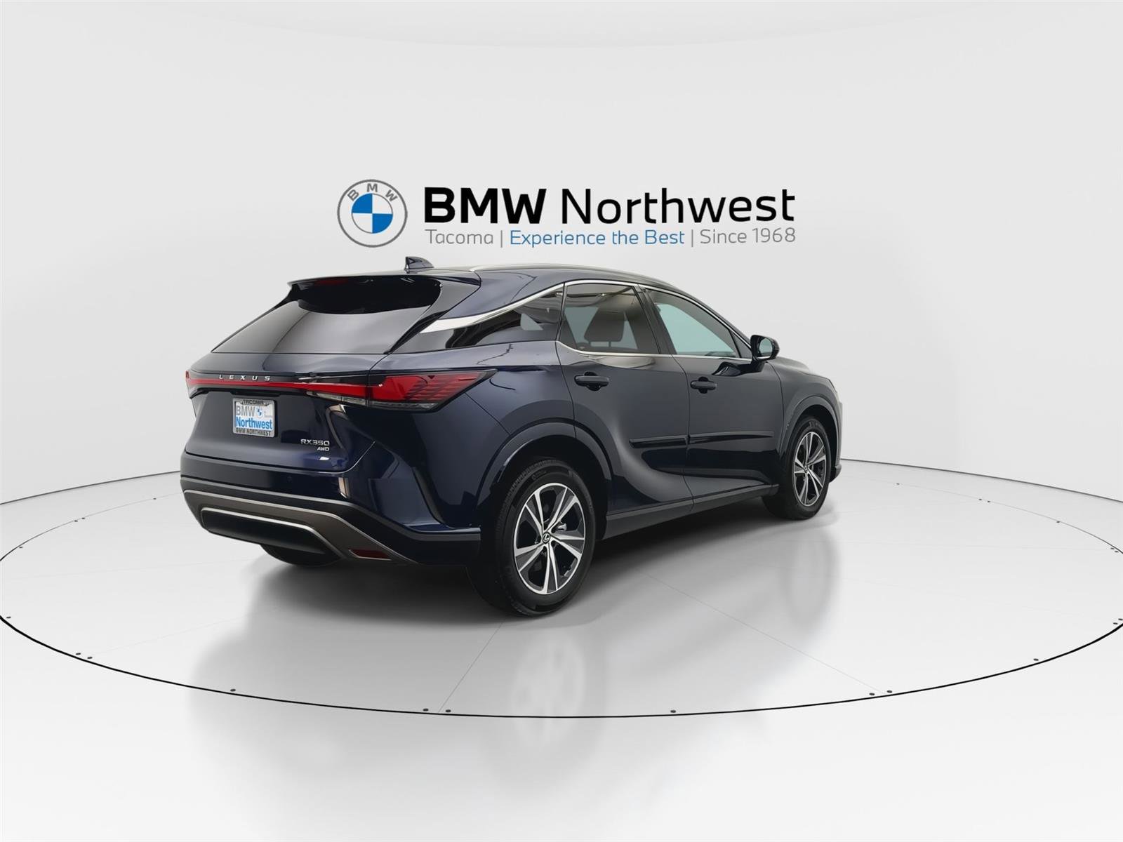 Used 2024 Lexus RX 350 Premium w/ Convenience Package AWD/4WD image 3
