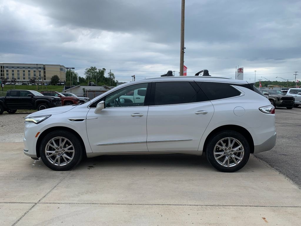 Used 2023 Buick Enclave Premium w/ Experience Buick Package AWD/4WD image 1