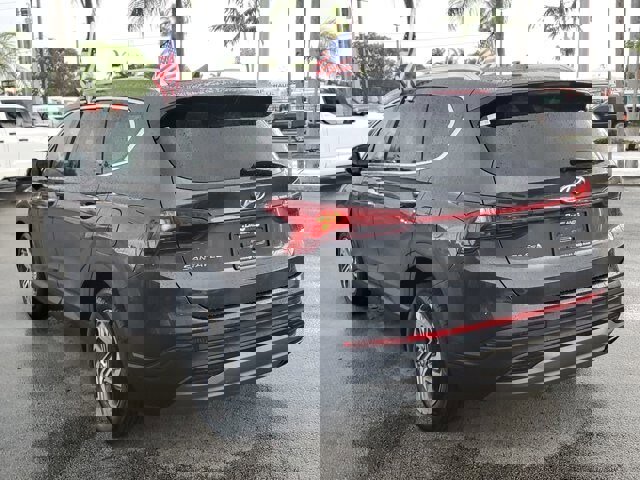 Used 2023 Hyundai Santa Fe SEL FWD image 5