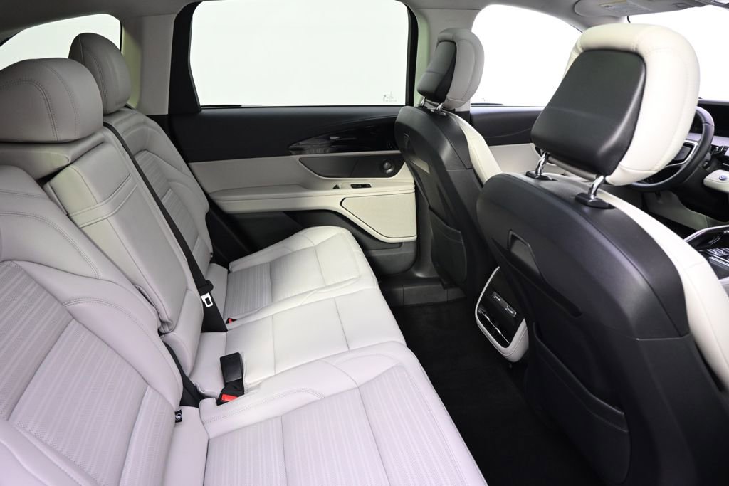 New 2026 Lincoln Nautilus Reserve image 18