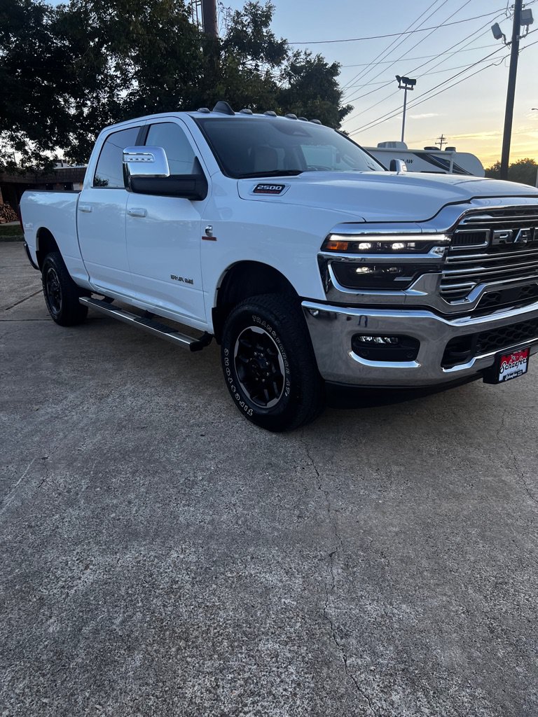 Used 2025 RAM 2500 Laramie AWD/4WD image 1