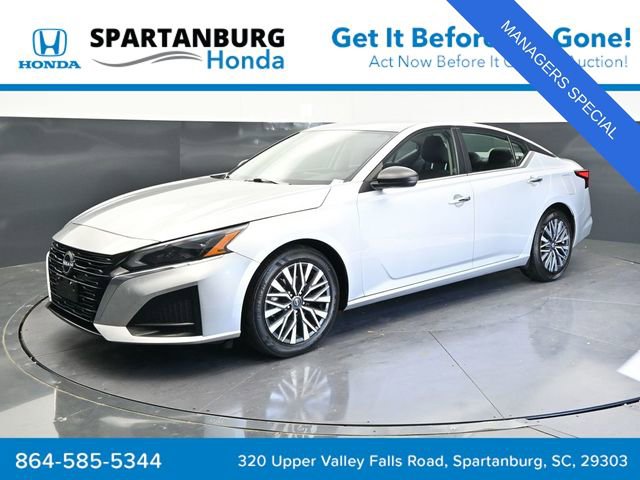 Used 2024 Nissan Altima 2.5 SV
