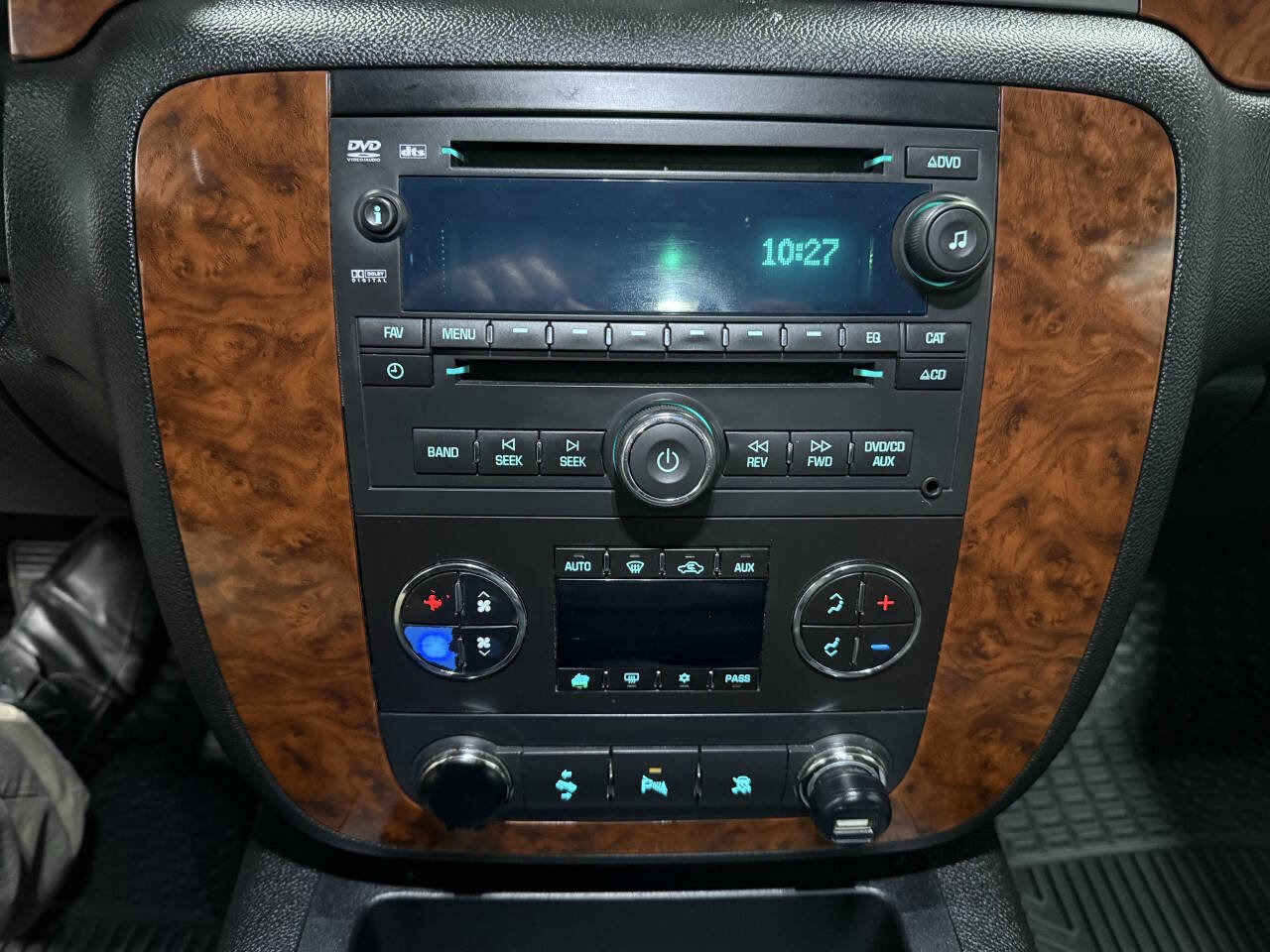 Used 2008 Chevrolet Tahoe LT w/ Convenience Package 1 image 24