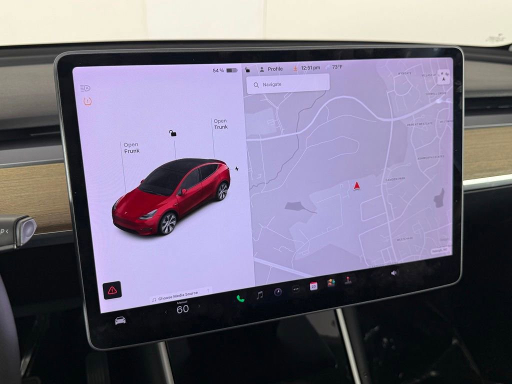 Used 2021 Tesla Model Y Long Range AWD/4WD image 32
