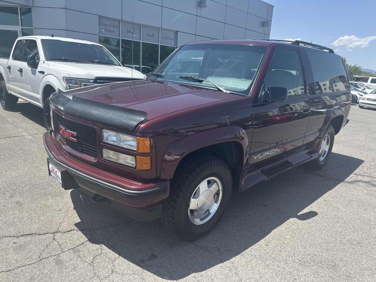 Used 1994 GMC Yukon 4WD 2-Door image 2