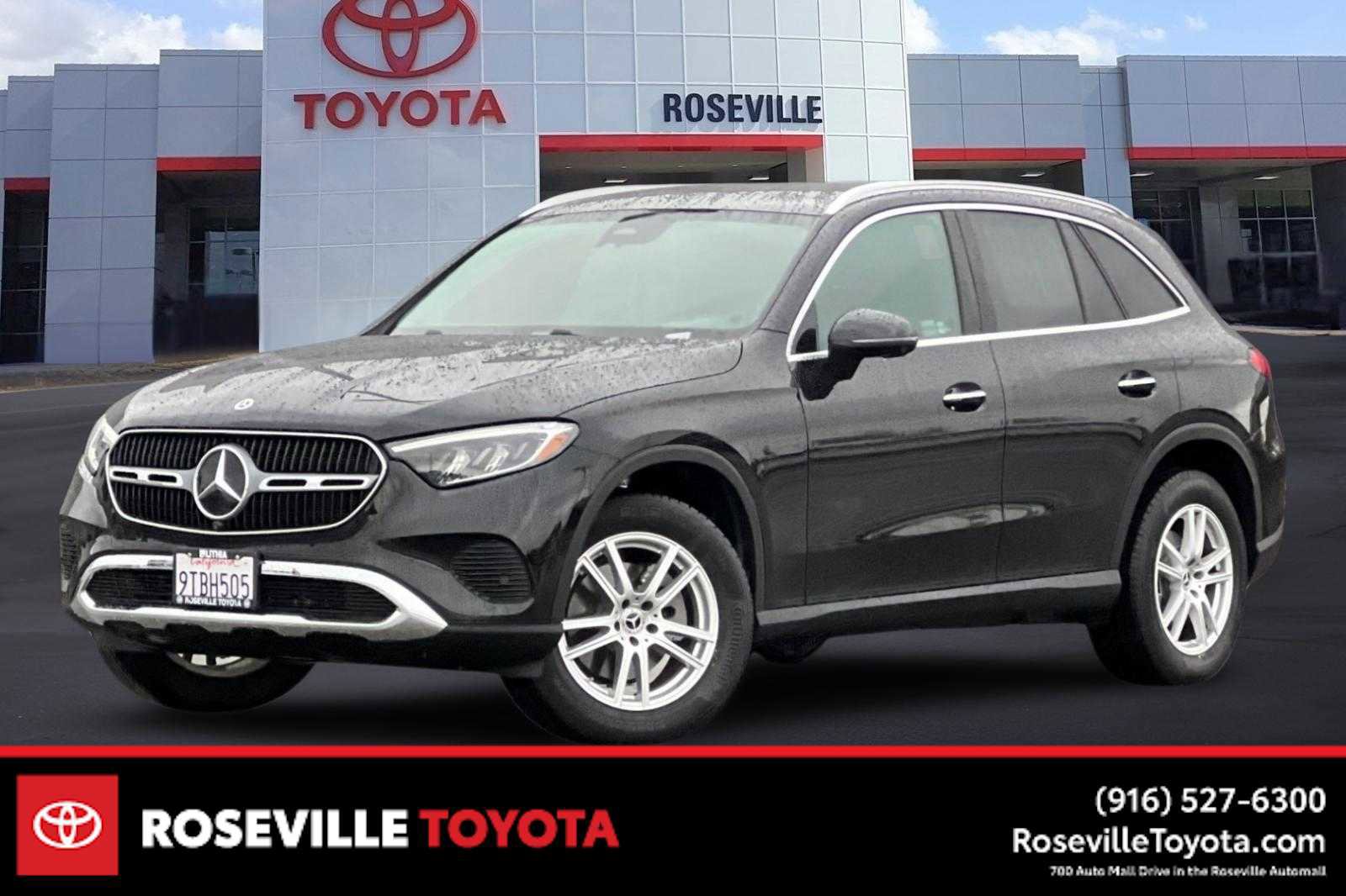 Used 2025 Mercedes-Benz GLC 300 4MATIC image 1