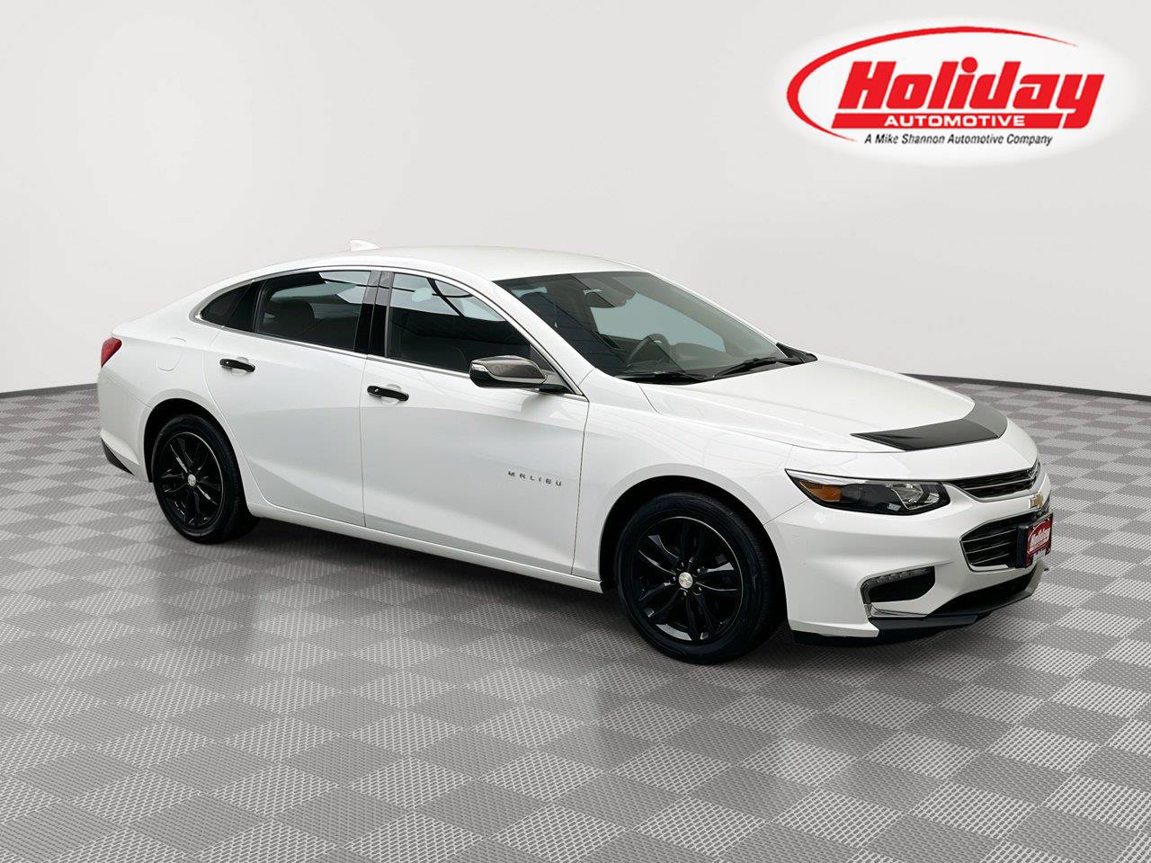 Used 2017 Chevrolet Malibu LT w/ Leather Package FWD image 1